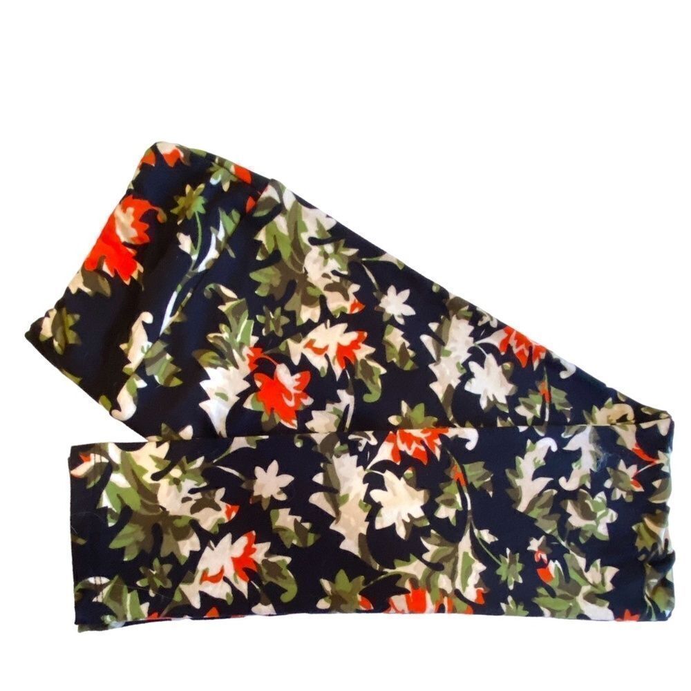 1233 LuLaRoe Leggings Size OS Cream Black Wood Block Floral Print New